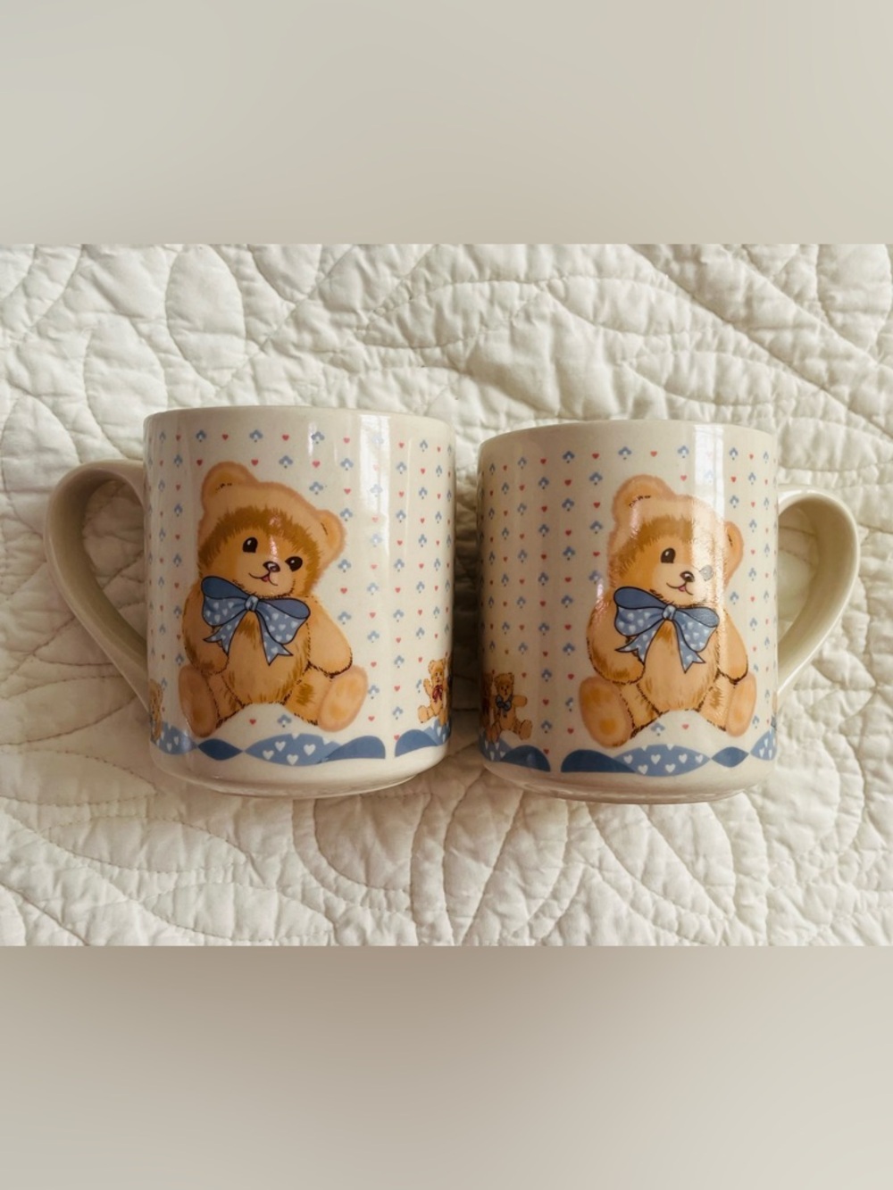 Theodore Bear by TIENSHAN Cute Teddy Ceramic Mugs with Blue Bow (Set of 2) EUC